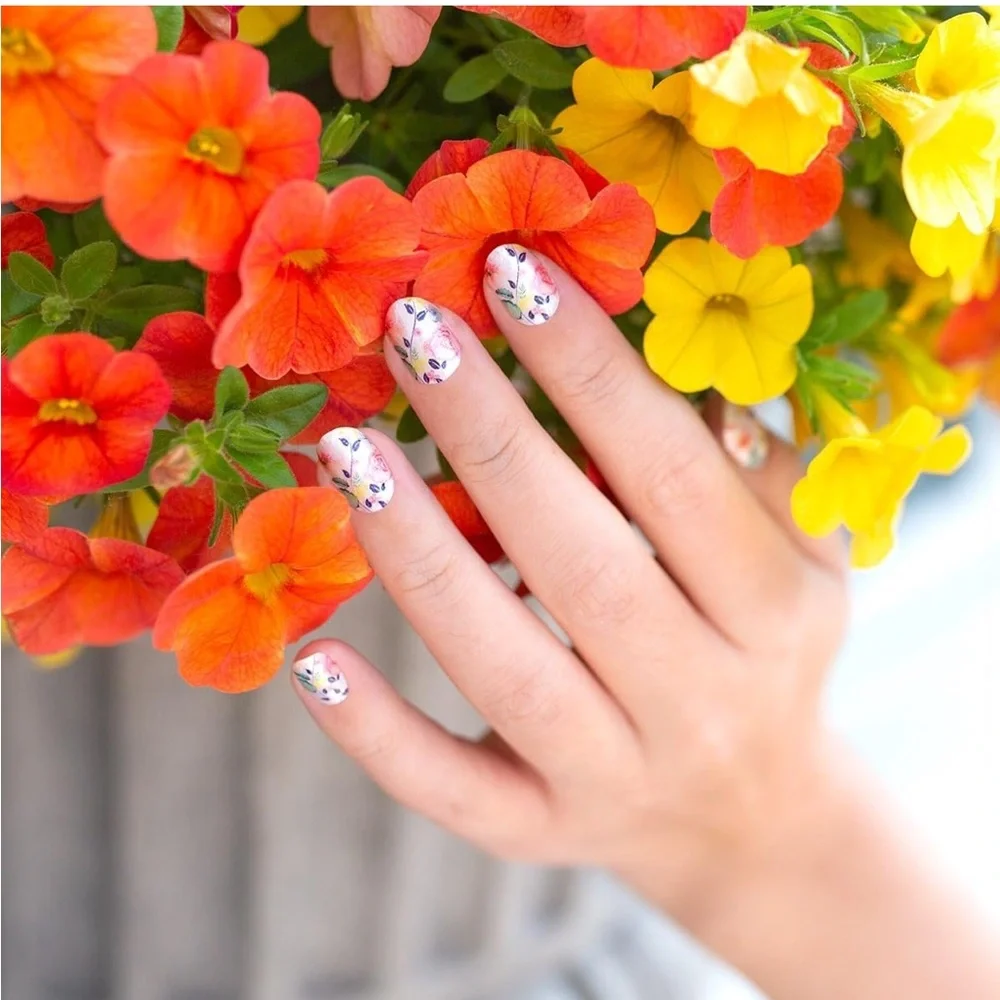 *Rare, Retired* Color Street: Let It Grow | Floral Summer  White Pink Spring - Picture 5 of 9